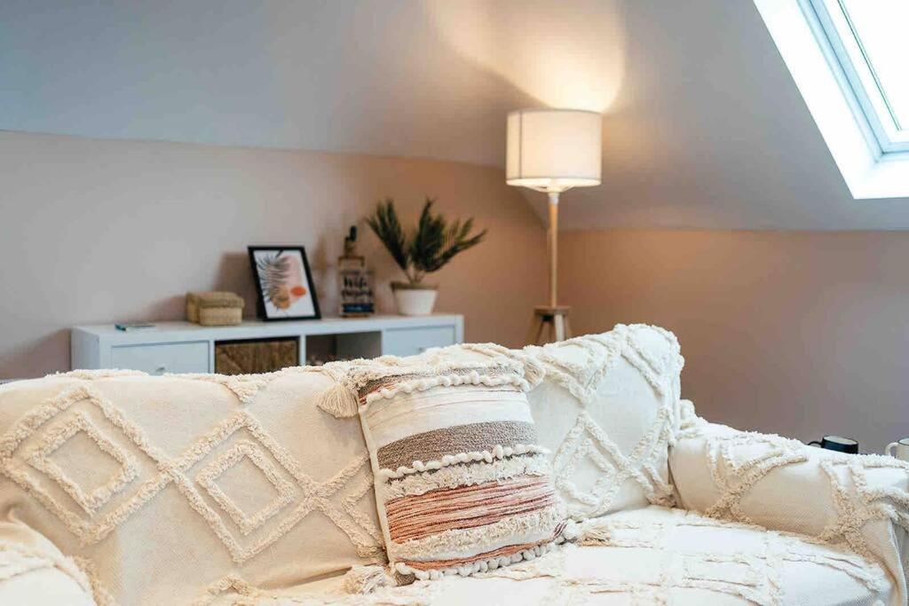 Boho Loft In Somerset - Private Parking Radstock Exteriör bild