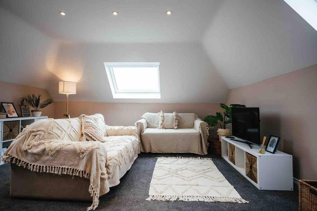 Boho Loft In Somerset - Private Parking Radstock Exteriör bild