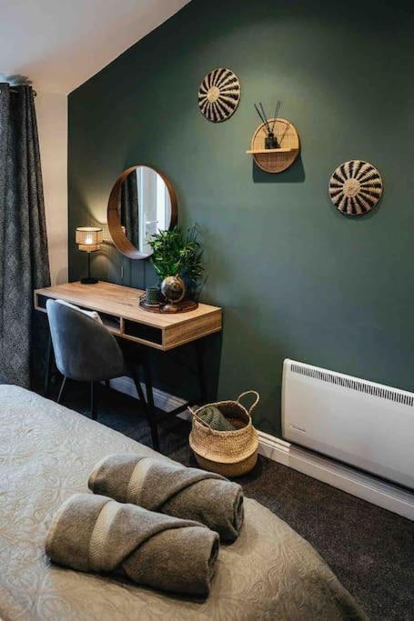 Boho Loft In Somerset - Private Parking Radstock Exteriör bild